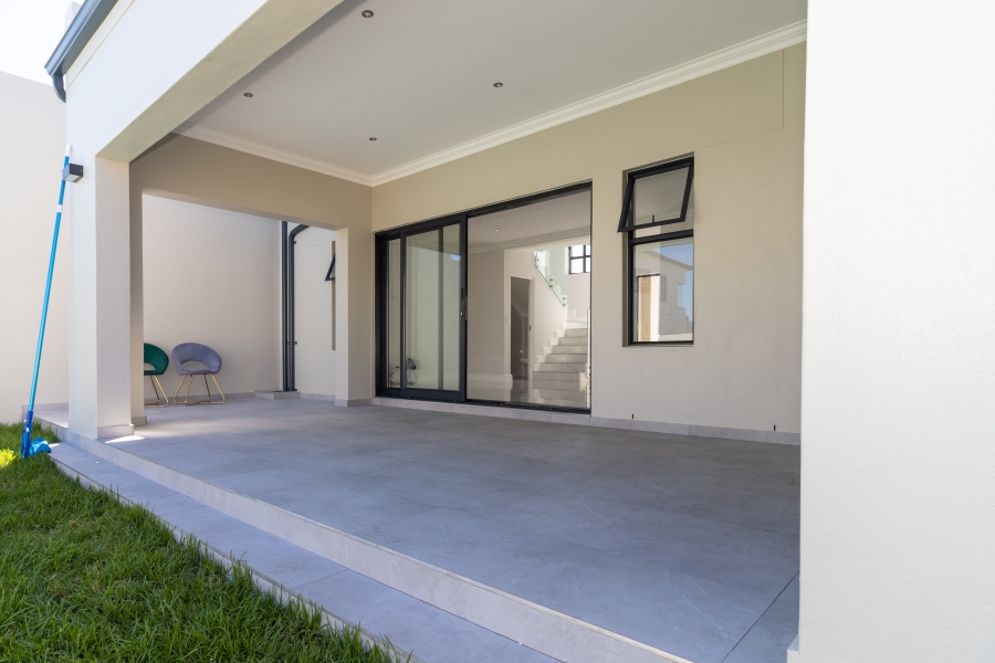 3 Bedroom Property for Sale in Sandown Western Cape